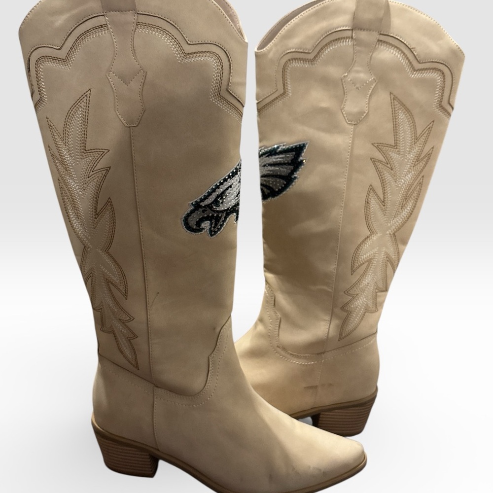 Philadelphia Eagles Cream Heeled Cowboy Boots